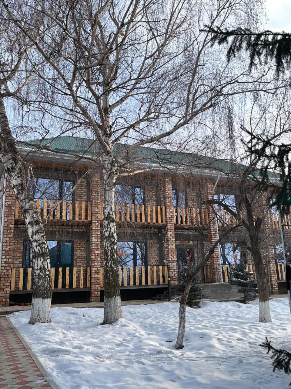 Guest House Jekshen Imeni Karla Marksa  Екстериор снимка